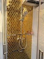 Thebest Capsule Resort