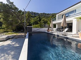 Luxury Villa Lucija