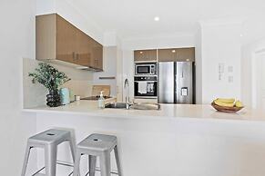 Chic Coastal Charm on Palm Beach