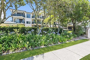 Chic Coastal Charm on Palm Beach