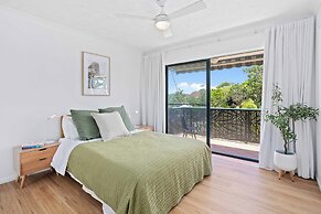 Chic Coastal Charm on Palm Beach