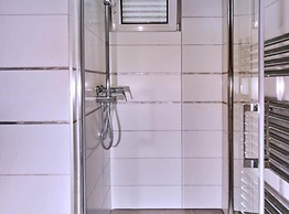 Peaceful and Secluded Krk Apartment With Terrace