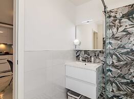 Modern Apartment With Terrace and Private Parking Krk