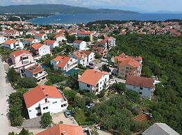 Cozy and Trendy Apartments Krk