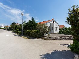 Cozy and Trendy Apartments Krk