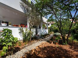 Cozy and Trendy Apartments Krk