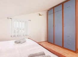 Peaceful Nature Retreat Near Krk Town With BBQ and Parking