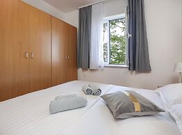 Peaceful Nature Retreat Near Krk Town With BBQ and Parking