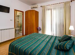 Sunny and Sleek Krk Rooms With Balcony