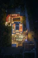 Qi Meng New moon branch