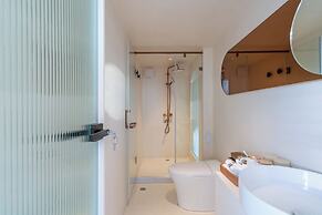 Qi Meng New moon branch