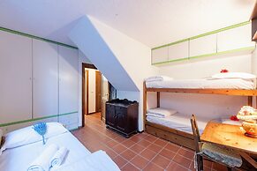 Lovely Apartment In Courmayeur
