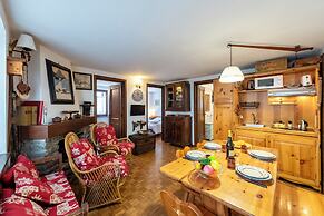 Graceful Apartment In Courmayeur