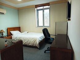 Azmal Hotel & Suites