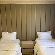 Azmal Hotel & Suites