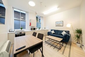 Clova Benmore Apartments