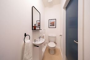 Clova Benmore Apartments