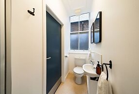 Clova Benmore Apartments