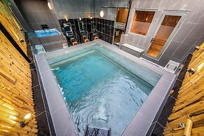 Azumaya Hotel Thai Van Lung 1