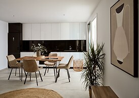 The Sall Suites Complex B - Sea Views