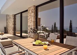 The Sall Suites Complex B - Sea Views