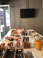 Hostelò Luxury Hostel