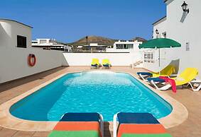 Villa Diama With 3 Bedrooms and 2 Bathrooms