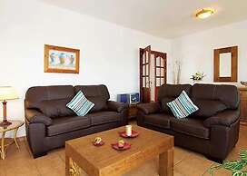 Villa Diama With 3 Bedrooms and 2 Bathrooms
