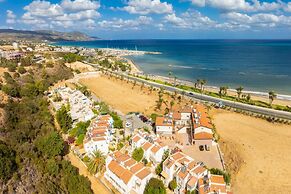 Emilia 10 With 1 Bedrooms and 1 Bathrooms