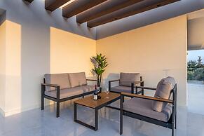 Villa Infinity Theo With 4 Bedrooms and 4 Bathrooms