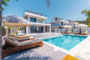 Villa Infinity Theo With 4 Bedrooms and 4 Bathrooms