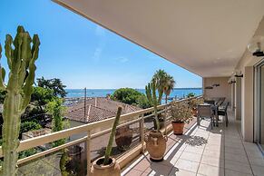Renovated Apartment 155m2 3br/6p - Cannes Palm Beach