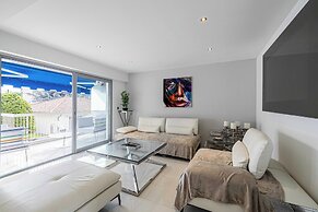 Beautiful 2P Apartment With Sunny Terrace