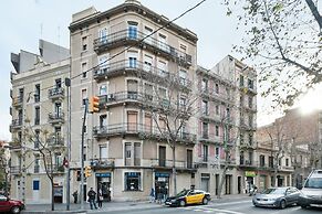 Uma Suites Sagrada Familia