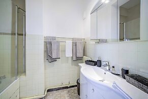 Sublime Apartment With Parking - 2br/6p - Martinez Terrace