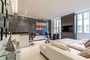 Large Renovated Studio - rue Hoche - Cannes Center