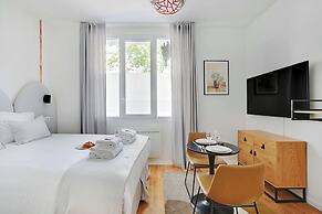 Cute Studio in Eclectic 18th District - 1