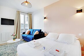 Super Studio - Place de la Bastille