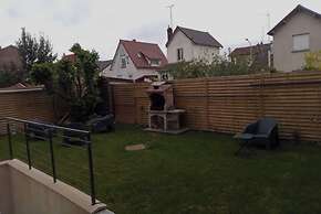 Modern Studio - 2P - Orly