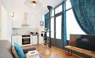 Beautiful Apartment - 1br/4p - Near Nation