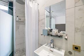 Hotel Avaton - Deluxe Balcony Bedroom - Cannes Palais