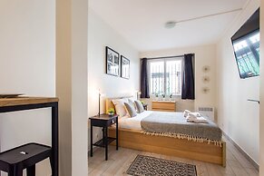 Magnificent Studio - 2P - Moulin Rouge