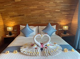 Phumala Lanta Seaview Resort