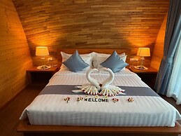 Phumala Lanta Seaview Resort