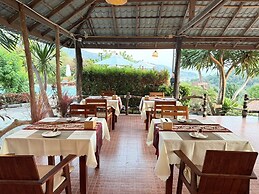 Phumala Lanta Seaview Resort