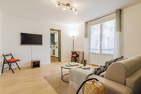 Authentic Studio - 2P - Eiffel Tower