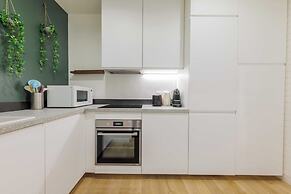 Authentic Studio - 2P - Eiffel Tower