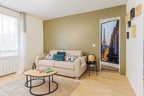 Authentic Studio - 2P - Eiffel Tower