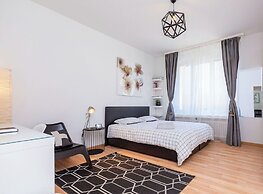 Kaya Zurich Wiedikon