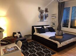 Kaya Zurich Wiedikon